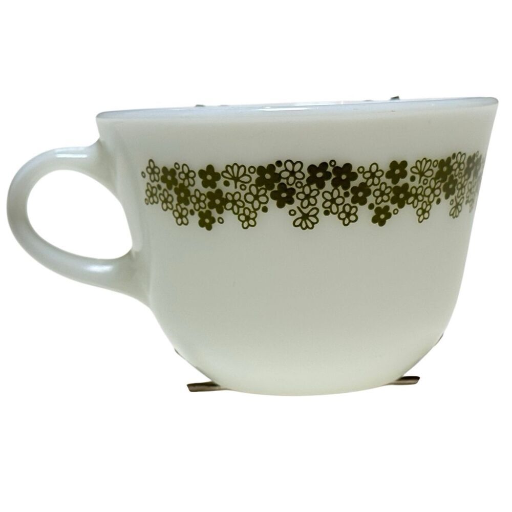 Pyrex Spring Blossom Crazy Daisy Coffee Tea Cup White Green Flowers Milk Glass
